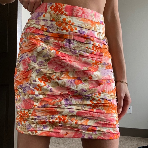 ZARA SKIRT - Picture 1 of 3